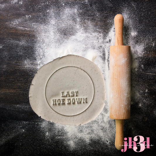 Hens night LAST HOE DOWN 70mm round stamp